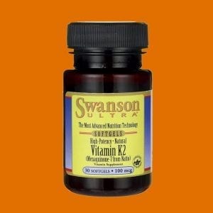 Swanson K2 vítamín (Menakínon) er fituleysanlegt vítamín með tvöfaldan styrkleika og er unnið úr náttúrulegu efni.